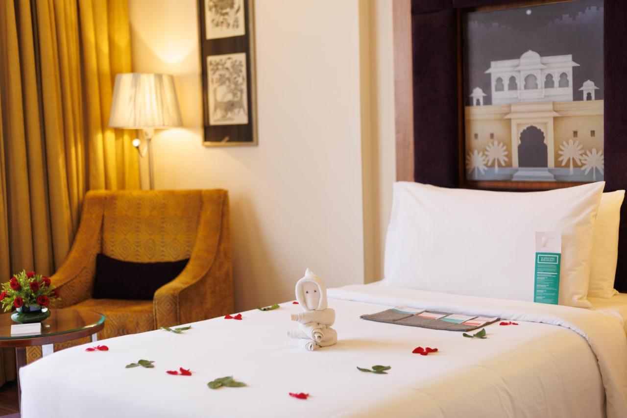 Le Meridien Jaipur Resort & Spa Exterior foto