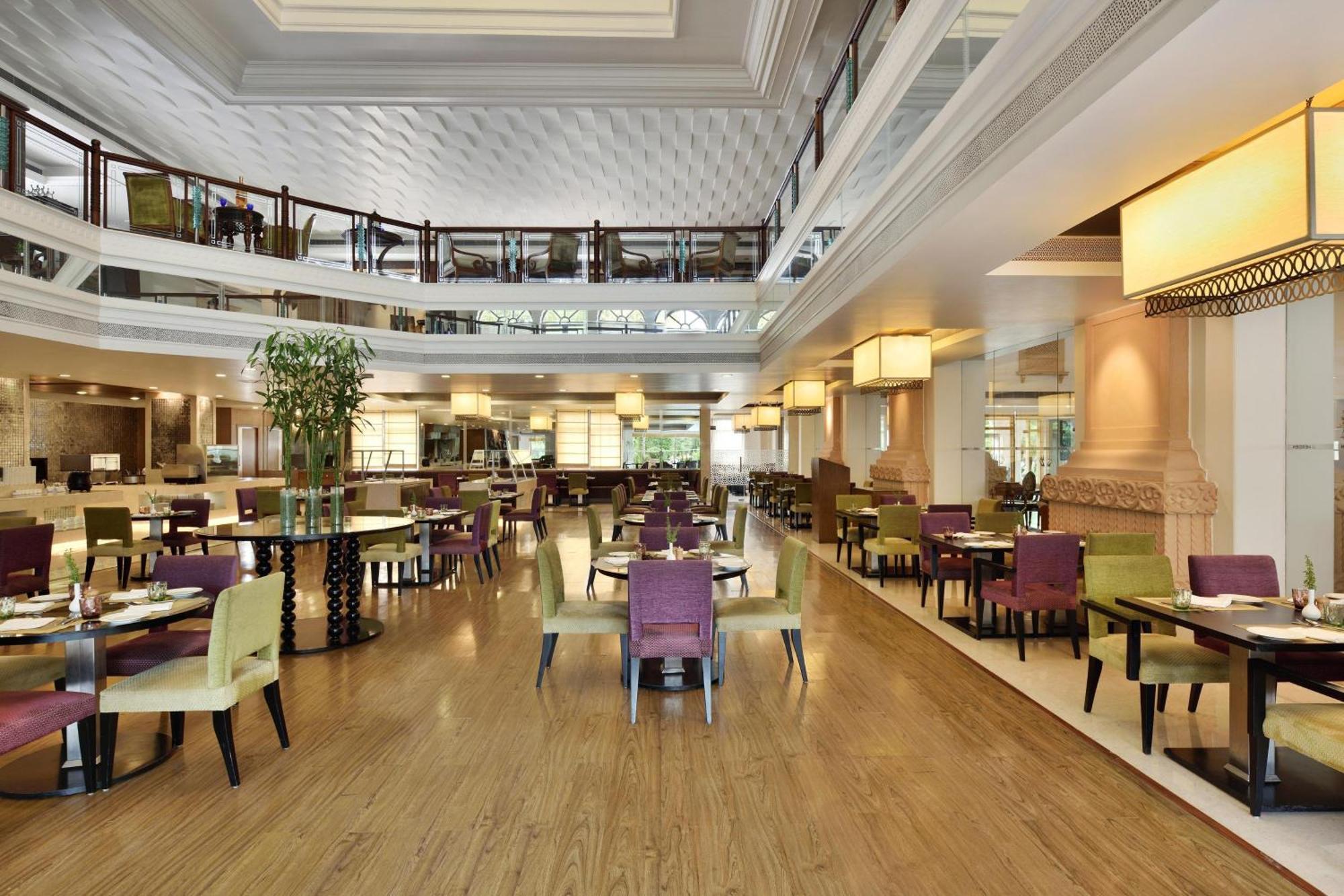 Le Meridien Jaipur Resort & Spa Exterior foto
